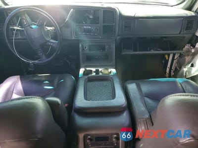 Zdjęcie 8 z 12 samochodu: 2004 GMC SIERRA K2500 HEAVY DUTY VIN:1GTHK23204F231392 - miniatura