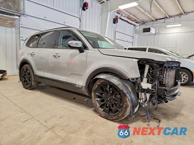 Czwarte zdjęcie samochodu z boku: 2022 KIA TELLURIDE SX VIN:5XYP5DHC6NG212456 - miniatura