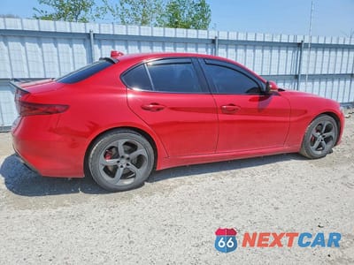 Trzecie zdjęcie samochodu z tyłu: 2017 ALFA ROMEO GIULIA Q4 VIN:ZARFAEDN0H7534571 - miniatura