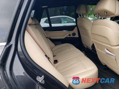 Zdjęcie 11 z 13 samochodu: 2018 BMW X5 XDR40E VIN:5UXKT0C58J0V99396 - miniatura