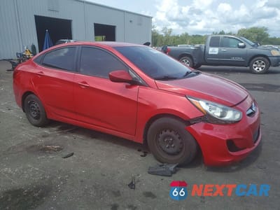 Czwarte zdjęcie samochodu z boku: 2013 HYUNDAI ACCENT VIN:KMHCT4AE9DU419299 - miniatura