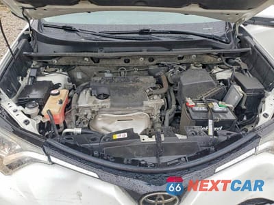 Zdjęcie 12 z 13 samochodu: 2018 TOYOTA RAV4 XLE VIN:JTMRFREV8JJ244845 - miniatura