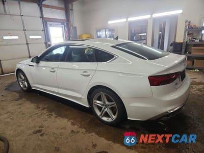 Drugie zdjęcie samochodu z przodu: 2022 AUDI A5 PREMIUM 45 VIN:WAUDACF53NA008756 - miniatura