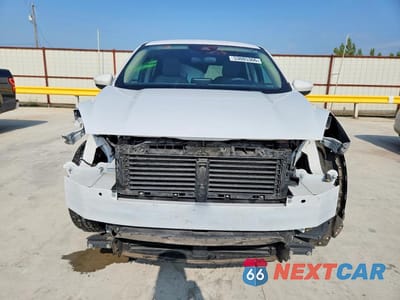 Piąte zdjęcie samochodu w środku: 2020 FORD ESCAPE SE VIN:1FMCU0G69LUC02646 - miniatura