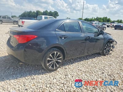 Trzecie zdjęcie samochodu z tyłu: 2018 TOYOTA COROLLA SE VIN:5YFBURHE3JP840718 - miniatura