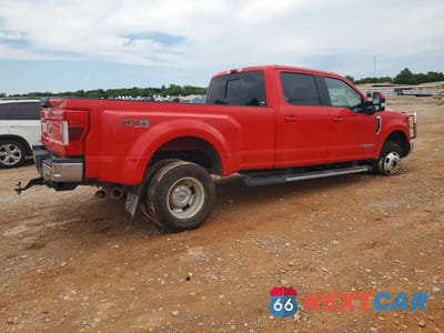Trzecie zdjęcie samochodu z tyłu: 2018 FORD F350 SUPER DUTY VIN:1FT8W3DT5JEC55982 - miniatura