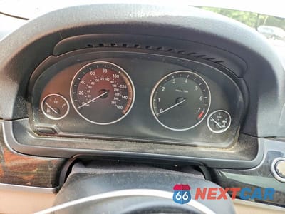 Zdjęcie 9 z 13 samochodu: 2011 BMW 528 I VIN:WBAFR1C55BC737786 - miniatura
