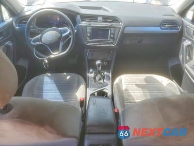 Zdjęcie 8 z 13 samochodu: 2023 VOLKSWAGEN TIGUAN S VIN:3VVRB7AX7PM070738 - miniatura