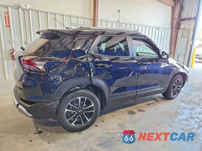 Trzecie zdjęcie samochodu z tyłu: 2026 CHEVROLET TRAILBLAZER LT VIN:KL79MPSL9TB128691 - miniatura