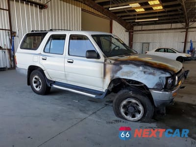 Czwarte zdjęcie samochodu z boku: 1990 TOYOTA 4RUNNER VN39 SR5 VIN:JT3VN39WXL0025707 - miniatura