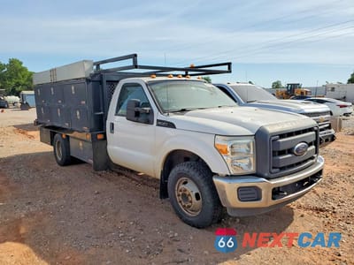 Czwarte zdjęcie samochodu z boku: 2013 FORD F350 SUPER DUTY VIN:1FDRF3G63DEA10057 - miniatura