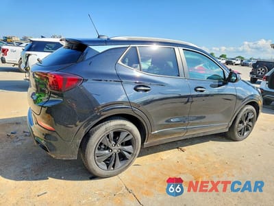 Trzecie zdjęcie samochodu z tyłu: 2024 BUICK ENCORE GX SPORT TOURING VIN:KL4AMDSL6RB013919 - miniatura