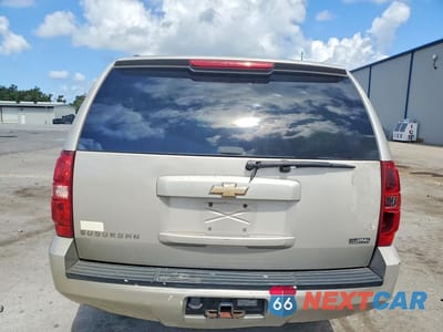 Zdjęcie 6 z 13 samochodu: 2007 CHEVROLET SUBURBAN C1500 VIN:3GNFC16087G194465 - miniatura