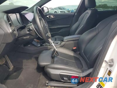 Zdjęcie 7 z 12 samochodu: 2021 BMW 228XI VIN:WBA73AK00M7G59346 - miniatura