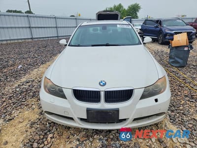 Piąte zdjęcie samochodu w środku: 2007 BMW 328 XI VIN:WBAVC93577K034845 - miniatura