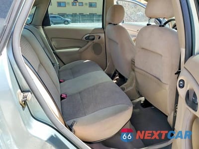 Zdjęcie 10 z 12 samochodu: 2003 FORD FOCUS SE VIN:1FAFP34P23W227986 - miniatura