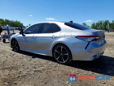 Drugie zdjęcie samochodu z przodu: 2019 TOYOTA CAMRY XSE VIN:4T1B61HK9KU719404 - miniatura