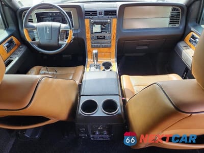 Zdjęcie 8 z 14 samochodu: 2012 LINCOLN NAVIGATOR VIN:5LMJJ2H53CEL00208 - miniatura