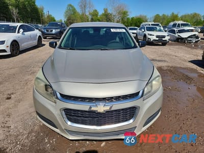 Piąte zdjęcie samochodu w środku: 2015 CHEVROLET MALIBU LS VIN:1G11B5SL4FF116223 - miniatura
