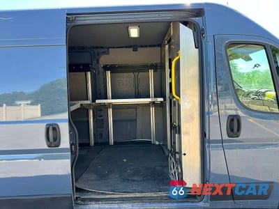 Zdjęcie 8 z 10 samochodu: 2020 RAM PROMASTER 3500 3500 HIGH VIN:3C6URVJG8LE117411 - miniatura