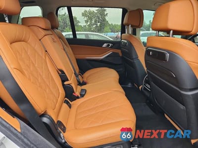 Zdjęcie 10 z 12 samochodu: 2023 BMW X7 XDRIVE40I VIN:5UX23EM00P9R11019 - miniatura
