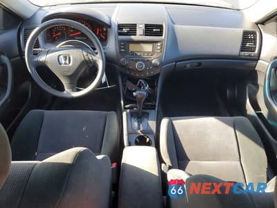 Zdjęcie 8 z 12 samochodu: 2005 HONDA ACCORD LX VIN:1HGCM72345A001379 - miniatura