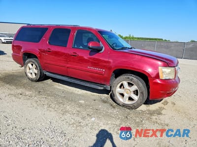 Czwarte zdjęcie samochodu z boku: 2007 CHEVROLET SUBURBAN K1500 VIN:1GNFK163X7J347102 - miniatura
