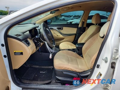 Zdjęcie 7 z 12 samochodu: 2013 HYUNDAI ELANTRA GLS VIN:5NPDH4AE0DH295783 - miniatura
