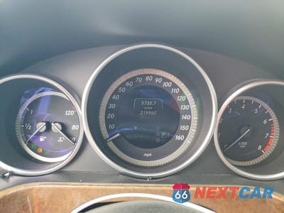 Zdjęcie 9 z 12 samochodu: 2014 MERCEDES-BENZ E 350 4MATIC VIN:WDDHF8JB7EA919999 - miniatura