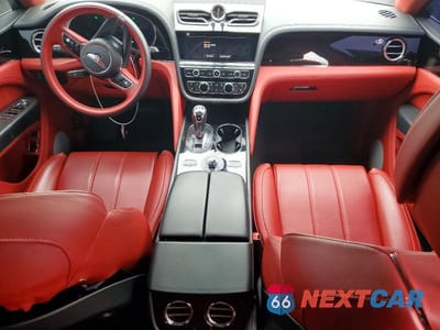 Zdjęcie 8 z 13 samochodu: 2023 BENTLEY BENTAYGA VIN:SJAAT2ZV3PC024390 - miniatura