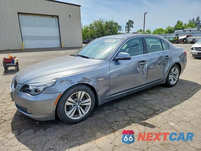 2010 BMW 528 I WBANU5C56AC129579 - główne zdjęcie licytacji z USA - miniatura