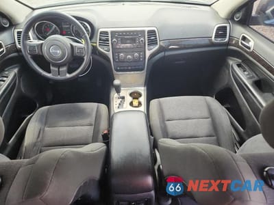 Zdjęcie 8 z 13 samochodu: 2012 JEEP GRAND CHEROKEE LAREDO VIN:1C4RJFAG2CC279568 - miniatura