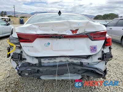 Zdjęcie 6 z 13 samochodu: 2023 KIA FORTE LXS VIN:3KPF24AD7PE608824 - miniatura