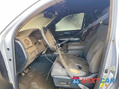 Zdjęcie 7 z 12 samochodu: 2014 TOYOTA TUNDRA SR5 VIN:5TFRM5F13EX070082 - miniatura