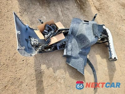 Zdjęcie 12 z 13 samochodu: 2019 MERCEDES-BENZ C 300 4MATIC VIN:55SWF8EB1KU287465 - miniatura