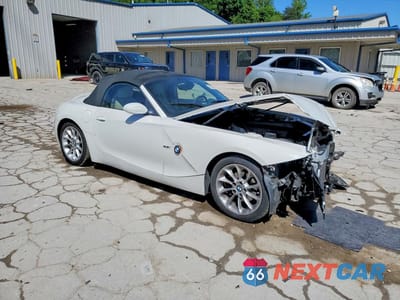 Czwarte zdjęcie samochodu z boku: 2003 BMW Z4 2.5 VIN:4USBT33473LS47884 - miniatura