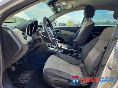 Zdjęcie 7 z 13 samochodu: 2014 CHEVROLET CRUZE LS VIN:1G1PB5SH1E7206329 - miniatura
