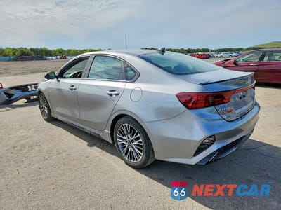 Drugie zdjęcie samochodu z przodu: 2024 KIA FORTE GT LINE VIN:3KPF54AD0RE720861 - miniatura