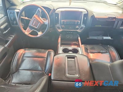 Zdjęcie 8 z 13 samochodu: 2018 GMC SIERRA K1500 SLT VIN:3GTU2NEC2JG212830 - miniatura
