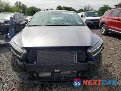 Piąte zdjęcie samochodu w środku: 2023 KIA FORTE GT VIN:3KPF44ACXPE529598 - miniatura
