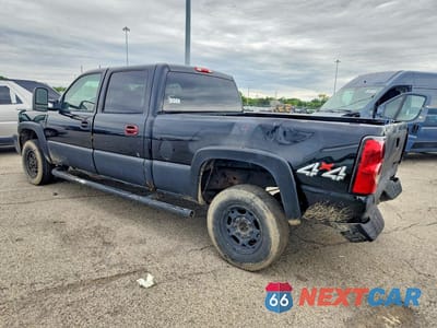 Drugie zdjęcie samochodu z przodu: 2004 CHEVROLET SILVERADO K2500 VIN:1GCGK23U94F108008 - miniatura
