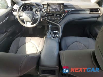 Zdjęcie 8 z 12 samochodu: 2022 TOYOTA CAMRY LE VIN:4T1C11AK8NU625502 - miniatura