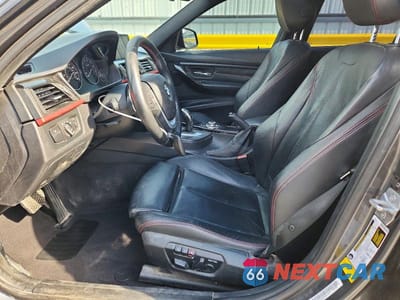 Zdjęcie 7 z 12 samochodu: 2013 BMW 335 I VIN:WBA3A9G51DNP37987 - miniatura