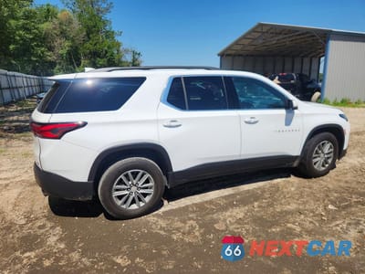 Trzecie zdjęcie samochodu z tyłu: 2023 CHEVROLET TRAVERSE LT VIN:1GNEVGKW1PJ136909 - miniatura