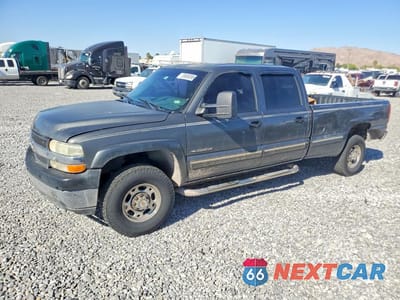 2002 CHEVROLET SILVERADO C2500 HEAVY DUTY 1GCHC23G22F107713 - główne zdjęcie licytacji z USA - miniatura