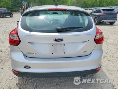 Zdjęcie 6 z 12 samochodu: 2013 FORD FOCUS SE VIN:1FADP3K25DL257999 - miniatura