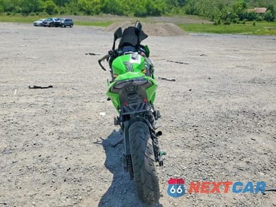 Czwarte zdjęcie samochodu z boku: 2025 KAWASAKI EX500 A VIN:ML5EXGJ12SDA54815 - miniatura