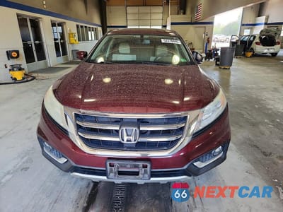 Piąte zdjęcie samochodu w środku: 2015 HONDA CROSSTOUR EX VIN:5J6TF3H32FL000305 - miniatura
