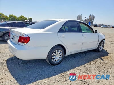 Trzecie zdjęcie samochodu z tyłu: 2006 TOYOTA CAMRY LE VIN:4T1BE32K56U728615 - miniatura
