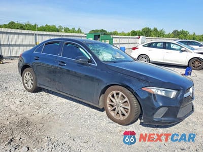 Czwarte zdjęcie samochodu z boku: 2020 MERCEDES-BENZ A 220 4MATIC VIN:W1K3G4FB5LJ209683 - miniatura